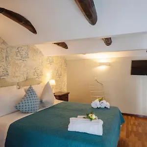 Bed & Breakfast Donna Adelina **